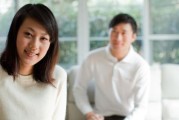 如何化解婚姻危机（用正确的方法挽回你们的爱）