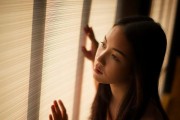 离婚后还要纠缠前妻的男人，究竟为何？（揭开男人心中的复杂情感世界，“纠缠”）