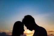如何挽回因伤害太大的爱情（从自我反思到恢复感情，实现逆袭爱情之路）