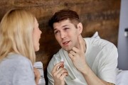 如何应对爱上已婚男人的情感困境（心境迷茫的女性该如何坦然面对内心的挣扎）