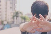 男人吃醋的表现（揭秘男人内心深处的不安与焦虑）