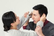 老婆开始厌烦你？这些表现不可忽视！（老婆不再关心你的生活，原因何在？）
