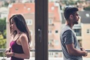 男女分手后的心态剖析（探究分手后男女的不同表现及应对方法）
