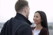 三招教你成功挽回被你伤害的前男友（挽回爱情的有效方法，让你重燃火花）