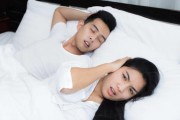 梦见老公有外遇，真实吗？（解析婚姻中的不安全感与现实问题，探究梦境背后的心理暗示）