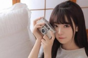 和女孩子在一起不知道要说什么？15个小技巧让你变身聊天高手（从开场白到深入话题，如何打破僵局）