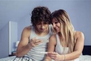 老婆出轨了，该不该挽回？（婚姻危机！如何应对老婆婚外情？）