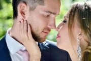 如何挽回女人变心？（从心理、行动和沟通三个方面出发，找到最佳方法！）